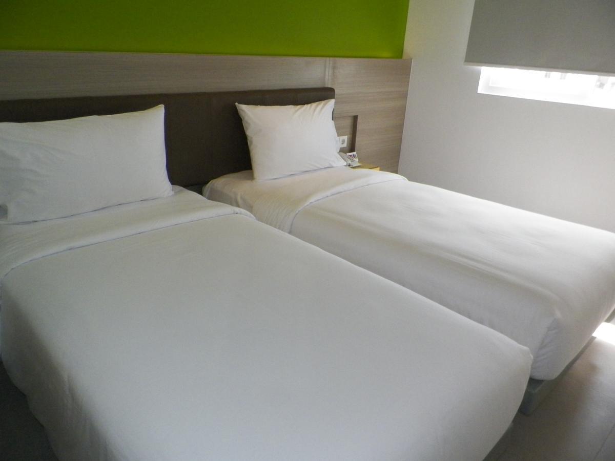 Amaris Hotel Malioboro - Jogja 2*