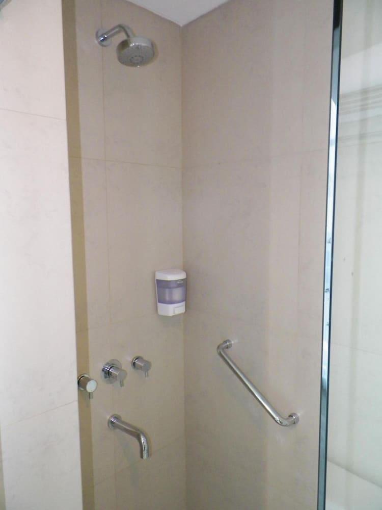 Amaris Hotel Malioboro - Jogja 2*