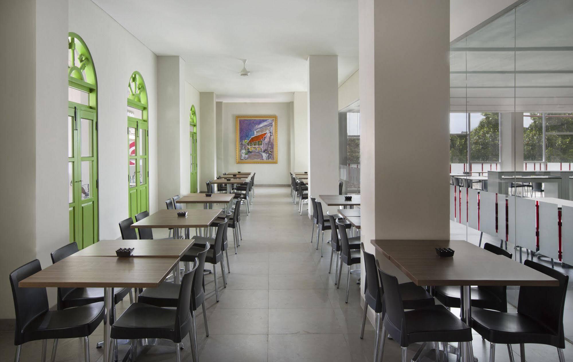 Amaris Hotel Malioboro - Jogja Hotel 2*